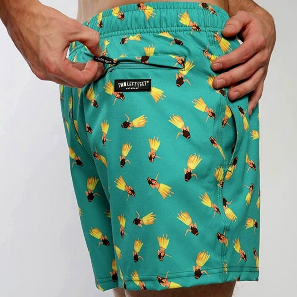 Two Left Feet Hula Hula Men’s Swim Trunks Size Small/30